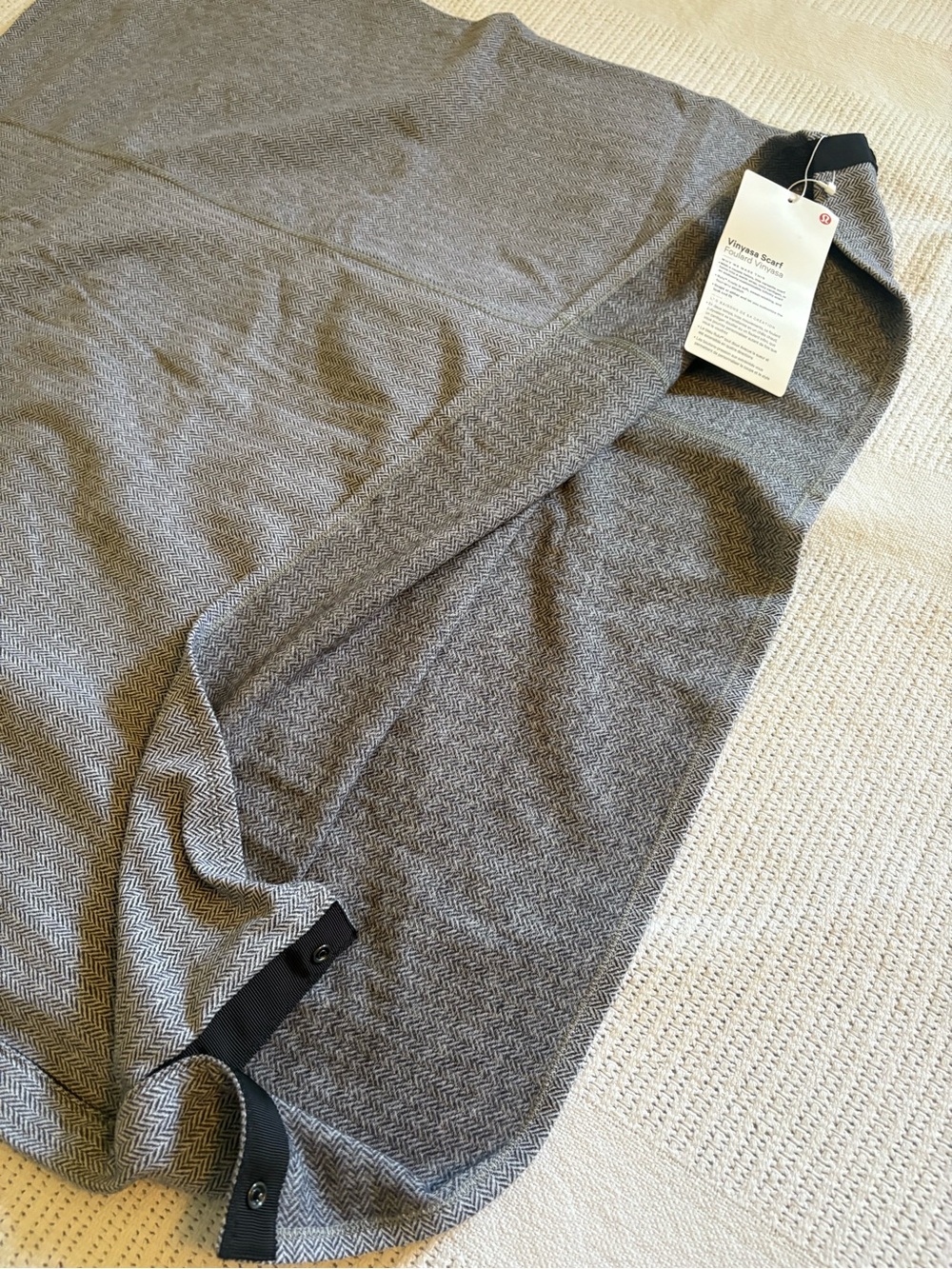 Lululemon Vinyasa Scarf - Picture 4 of 4